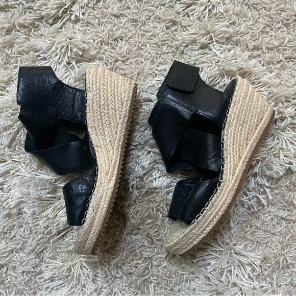 Eileen Fisher Willow Espadrille Wedge Sandals Tumbled Leather Black Size 7 - Picture 4 of 9